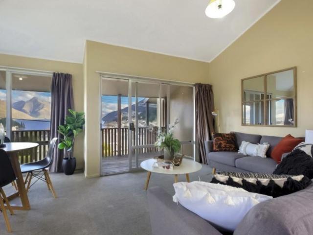 Ultimate Convenience, Walk-To-Town Townhouse Villa ควีนส์ทาวน์ ภายนอก รูปภาพ