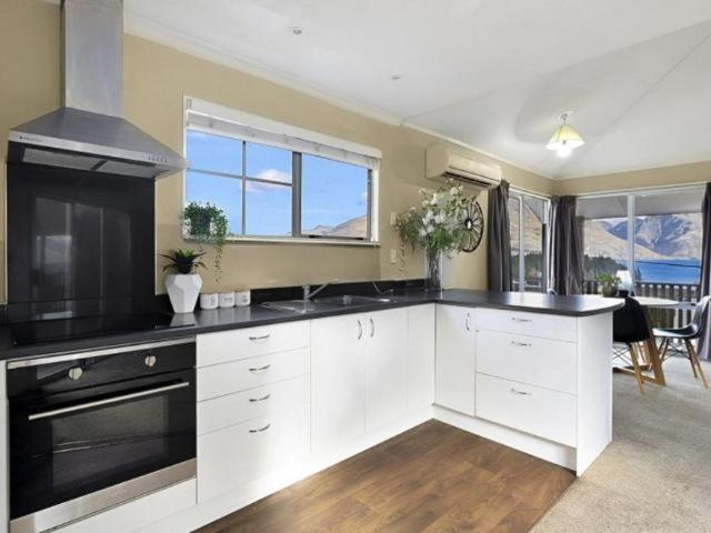 Ultimate Convenience, Walk-To-Town Townhouse Villa ควีนส์ทาวน์ ภายนอก รูปภาพ